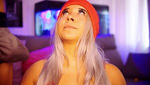 hey, this blonde latina can't stop sucking cock every day