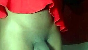 sexyjayla254 fingers her gaping ass up close