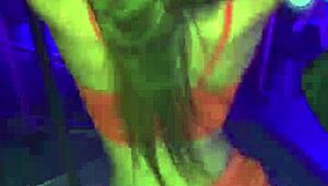 nicks rodrigues dancing funk at the party with that young naughty girl