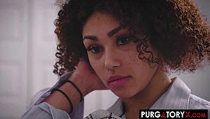 Naomie Stark sesa kurac v Purgatoryx Marked Territory