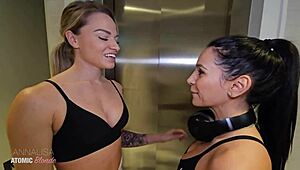 Γάμα ξανά τη Danika Mori!