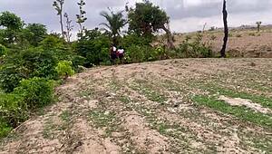 that forest fuck with the fat chubby girl worshipping her big ass and boobs outdoors feels so raw and natural.