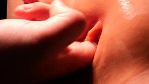 practice picking her pussy with anal toys and double penetration