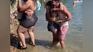 超想干这个大屁股辣妓女