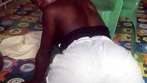 i'm the crazybitch loving to twerk naked in sexy clothes