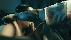 amateur bbw latina loves blowjobs she makes him cum fast bunda deliciosa