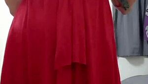 Big tits and all my pussy piercings check out my other videos amateur sideshow suspension acts stretching my piercings and holes 😍