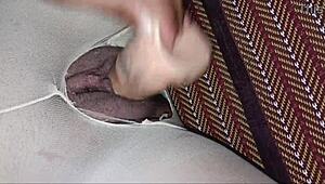ถุงน่องที่ฉันฉีกให้เป็นรูแล้วเอาควยยัดรูแตด