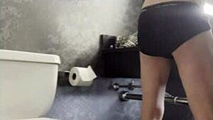 oh man, that bath scene with groping and handjob is so hot 😍