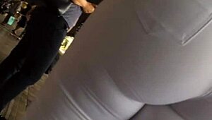 Gostosa No Onibus With Hidden Big Ass Candid Amateurs