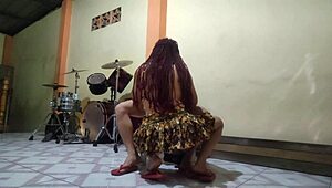 i seduce my athletic stepson with my big ass