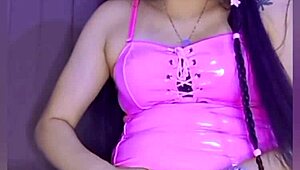 Bluee Official Squirts With Dildo Pleasure?