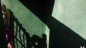 FLEXIBLE TEEN BLONDIE MEG CYRIA DOES NAKED WORKOUT AT TENNIS FIELD!!