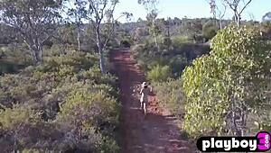 I Posed Naked Outdoor With Medium Tits Brunette Miluniel Louis And Sexy Bubble Butt Babe