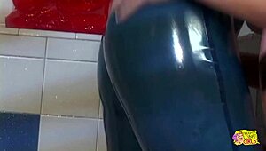 showerin with that latex brunette turns into her gettin drilled by toys til orgasm