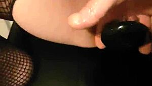 Intensely fucking huge ass teen with plug and fisting