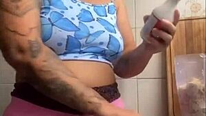 Exhibitionist flashes her big swollen pussy in public