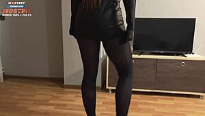 møtte min største fan, lot ham inni meg og smakte hans kum, ups