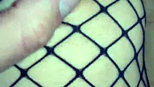 Глубокий медленный анал с худой женой в чулках