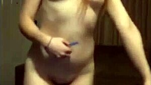 little red's wet flexible fingerbang leads to cum on peeks 😏