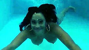 Why does maxine x crave hardcore bdsm with squirting orgasms