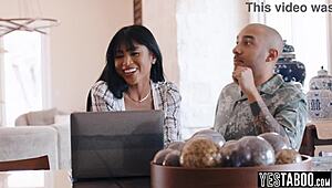 巨乳フィリピン人プランナーがクライアントと婚約者とヤリまくり