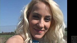 Podwójnie napełniona kremówką nastolatka 18+ Scena 1 Justine Ashley