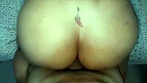 Conheci a loira da buceta inchada na academia