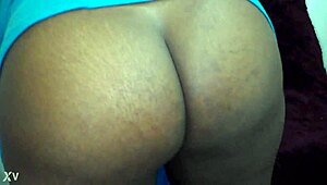 webcam model shows off fat ass on first day