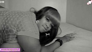 Whore on the weekends pink kandi xxx gives blowjobs to big cocks