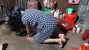 Legjobb doggystyle dugás falusi lánnyal hivatalos videó localsex31-től.