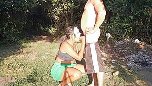 O Safado Me Levou no Mato e Comeu Meu Cu... Ahh, Que Delícia de Pau Grande no Anal!