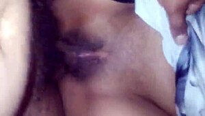 rico sexo con tanga de lado y vestido puesto