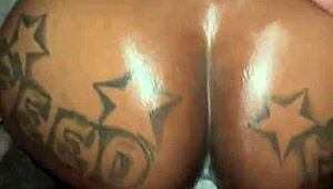 Obmierzła wariatka żre orzechy i krem!