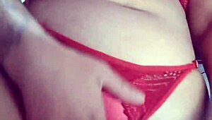 i bought this new little outfit an' already went to flash my big ass on cams