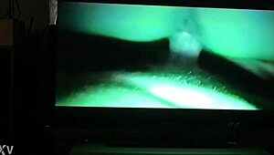 Ah sim, assiste minha namorada amadora se curvar pra ação escondida de cachorrinho.