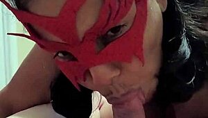 Cincuentona cubana shows off her Caribbean curves in a steamy session