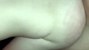 Branquinha Safada Apanha Foda Pesada no Quarto de Hotel com Rabo Grande