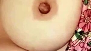 Aurora újabb videohívást indít a vadul geil és kurva mexikói érett hunternek.