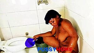 从浴室操她到床上猛干