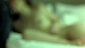 Brunette luder Blair bliver følelsesladet under sin POV casting med hård sugen og fisse sex