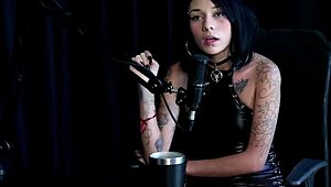 Begyndte som Escort Pige Så Grådig Hun Ser Sig Selv som Dominatrix og Fortalte Familien - Paty Raven på Sheer Red