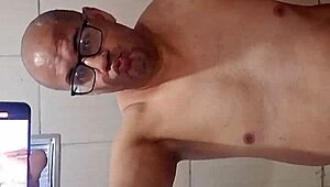 Brazilian mature woman reaches sexy orgasm in update 11 from June 27 2025