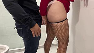 O rany, miałem ten intensywny seks w biurze łazienka z moją wysoką, krągłą sekretarką... skończyło się kremowym creampie w jej ciasnej cipce, czułem się tak namiętnie i seksownie!