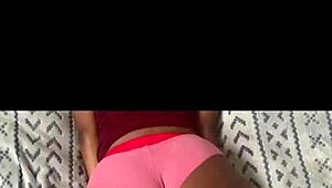 she practices twerking and throat skills while eating her own cream in this ebony black session