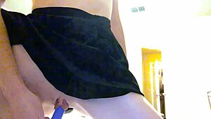 Эта тугая одежда прячет твои тайные анал desires на ночь?