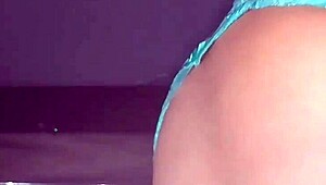 La conocí en xvideos y me invitó a su casa para un polvo increíble con squirting 😏