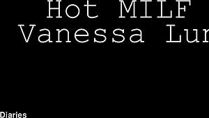 After the office party, we wrapped up the preview with some casual chats.