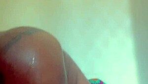 anitawetpussy had an exciting night dancing at the strip club with a new guy