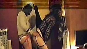 女友蒙眼插男友娘炮屁股直播到射